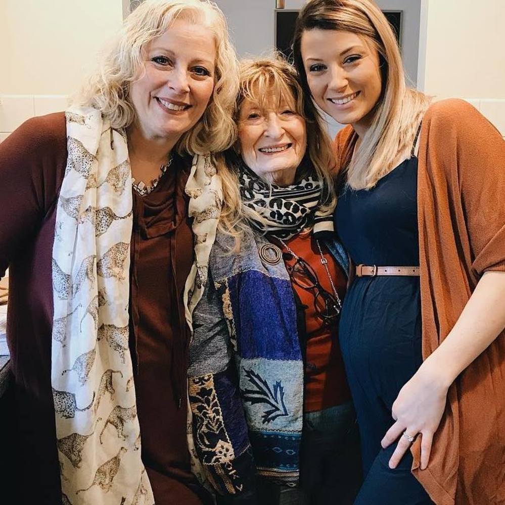 Meet your Posher, Angela